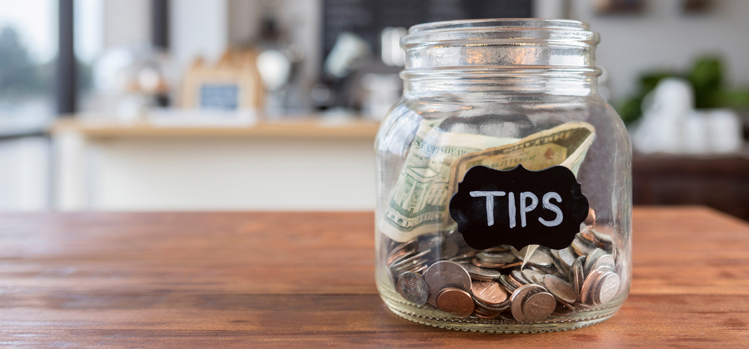 Travel Money Guide - How much to tip